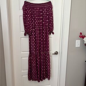 COPY - Lilly Pulitzer Dayla Off-the-Shoulder Maxi Cover-Up Amarena Cherry Sz Ml